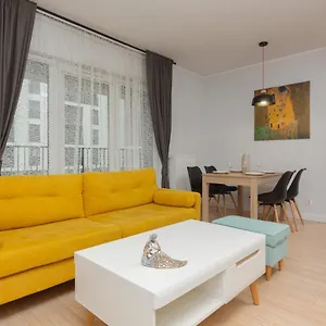 Active By Renters Апартаменты Варшава